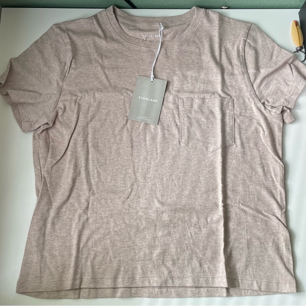 Everlane the Organic Cotton Box-Cut Tee
